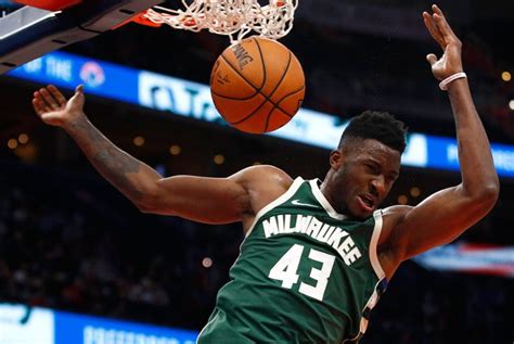 Thanasis Antetokounmpo Career High Points .